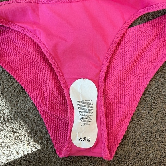 H&M PINK ribbed bikini bottom NWT‎ size 10 Barbie - Picture 5 of 6